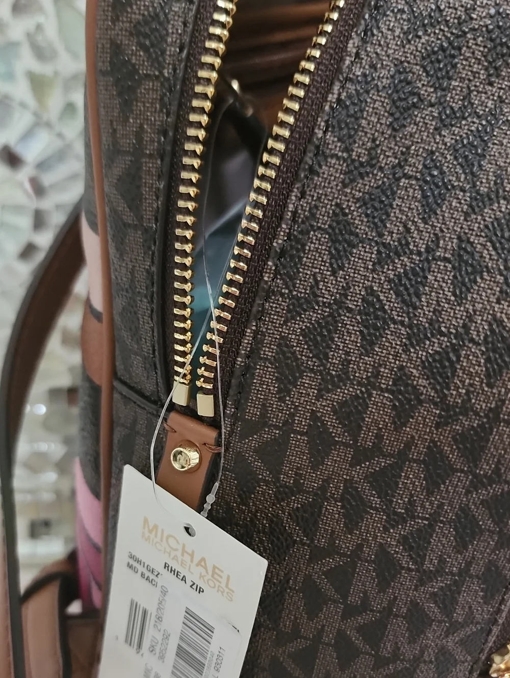 ‼️ONLY ONE!!‼️  🎒🤩 MICHAEL KORS Rhea Signature Medium Backpack 🎒🤩